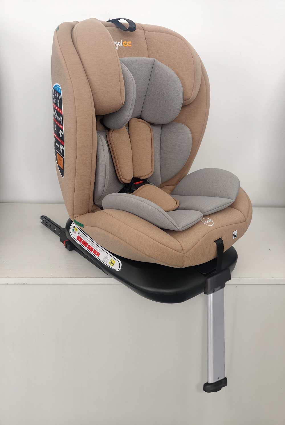 Ogolee برای راه اندازی صندلی اتومبیل 40-150 سانتی متری با پای پشتیبانی در ماه ژوئیه ، ارزش بی نظیری را ارائه می دهد